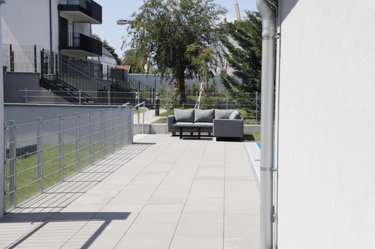 Balcony/Pool/Free Parking Garage Studio Wien Eksteriør bilde